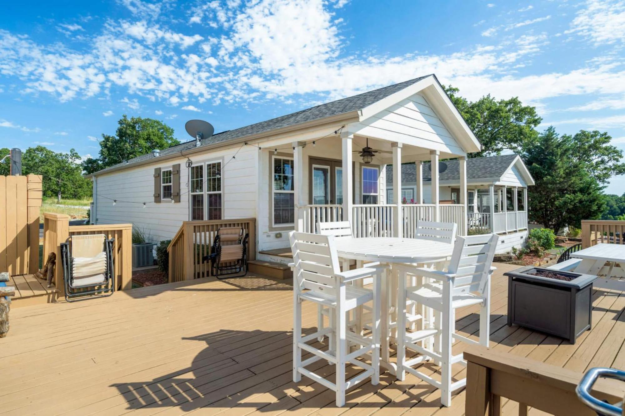 Crosstimbers Marina And Cottages Sperry Exterior foto